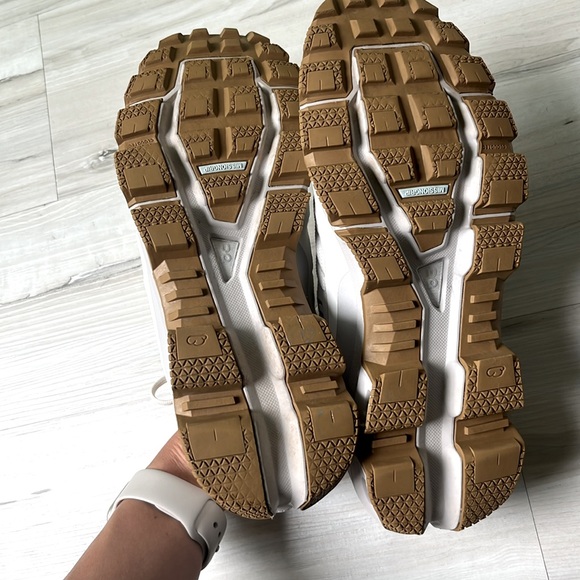 On White Running Shoes - Picture 6 of 7